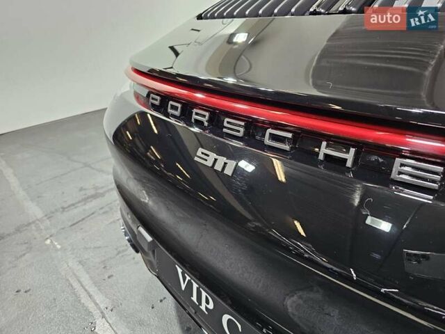 Черный Порше 911, объемом двигателя 2.98 л и пробегом 10 тыс. км за 165555 $, фото 10 на Automoto.ua