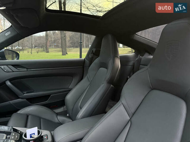 Черный Порше 911, объемом двигателя 2.98 л и пробегом 1 тыс. км за 230000 $, фото 24 на Automoto.ua