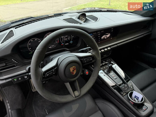 Черный Порше 911, объемом двигателя 2.98 л и пробегом 1 тыс. км за 230000 $, фото 26 на Automoto.ua