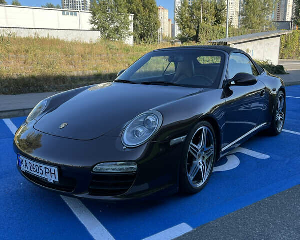 Порше 911 2009 в Запорожье на Automoto.ua Коричневый Порше 911, объемом двигателя 3.82 л и пробегом 54 тыс. км за 58000 $, фото 27 на Automoto.ua