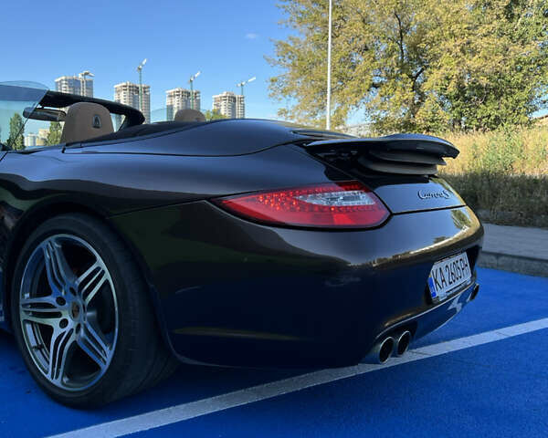 Порше 911 2009 в Запорожье на Automoto.ua Коричневый Порше 911, объемом двигателя 3.82 л и пробегом 54 тыс. км за 58000 $, фото 5 на Automoto.ua