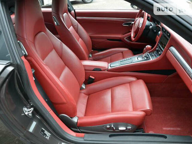 Коричневый Порше 911, объемом двигателя 3.8 л и пробегом 31 тыс. км за 99999 $, фото 7 на Automoto.ua