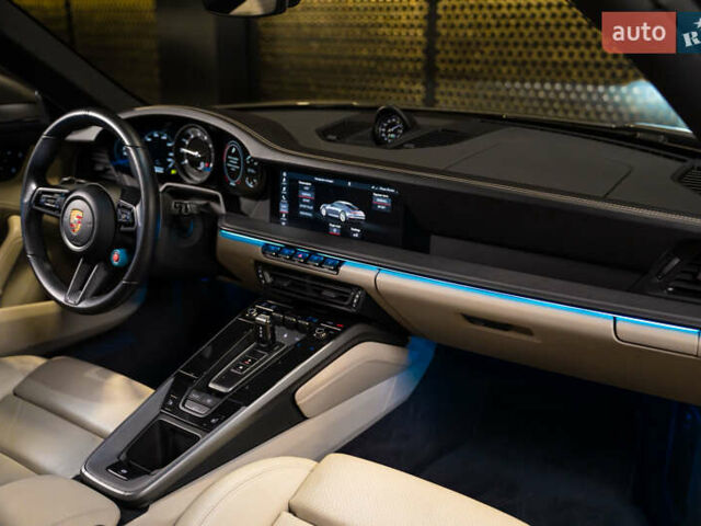 Порше 911 2019 в Луцке на Automoto.ua Коричневый Порше 911, объемом двигателя 3 л и пробегом 28 тыс. км за 144000 $, фото 24 на Automoto.ua