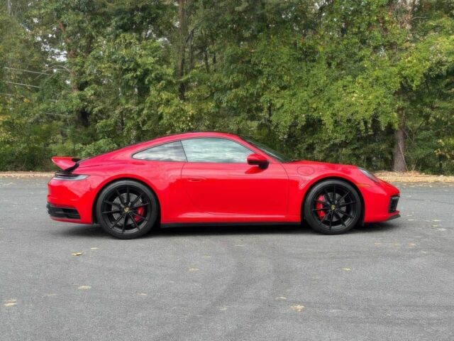 Красный Порше 911, объемом двигателя 3 л и пробегом 33 тыс. км за 46000 $, фото 7 на Automoto.ua