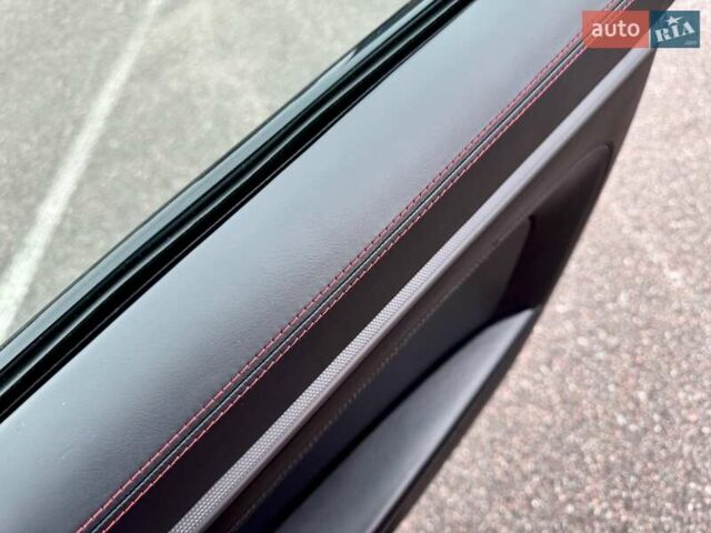 Красный Порше 911, объемом двигателя 2.98 л и пробегом 17 тыс. км за 160000 $, фото 34 на Automoto.ua