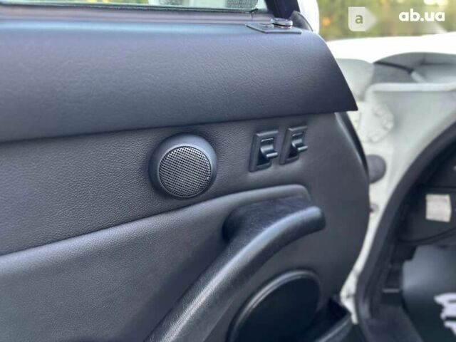 Порше 911, объемом двигателя 3.6 л и пробегом 115 тыс. км за 108500 $, фото 21 на Automoto.ua