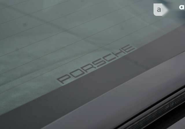 Порше 911, объемом двигателя 3.8 л и пробегом 120 тыс. км за 53000 $, фото 19 на Automoto.ua