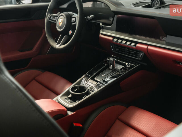 купити нове авто Порше 911 2025 року від офіційного дилера Порше Центр Харків Порше фото