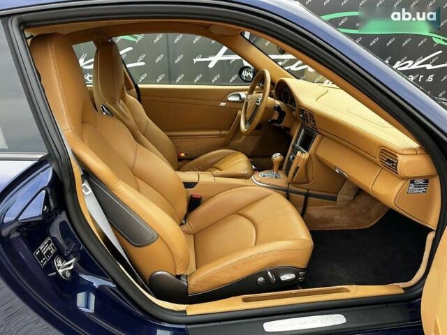 Порше 911, объемом двигателя 3.8 л и пробегом 139 тыс. км за 59000 $, фото 16 на Automoto.ua