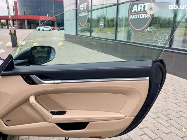 Порше 911, объемом двигателя 3 л и пробегом 47 тыс. км за 111000 $, фото 27 на Automoto.ua