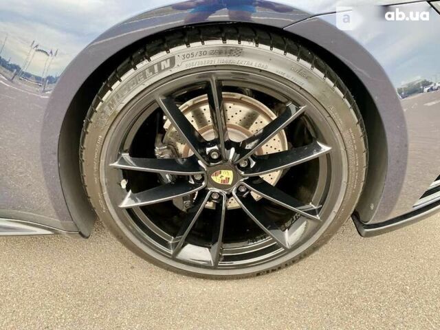 Порше 911, объемом двигателя 3 л и пробегом 47 тыс. км за 111000 $, фото 12 на Automoto.ua