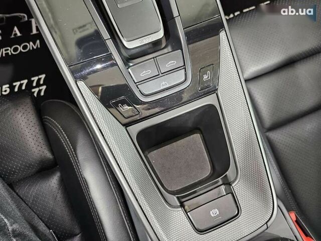 Порше 911, об'ємом двигуна 3 л та пробігом 30 тис. км за 134999 $, фото 22 на Automoto.ua