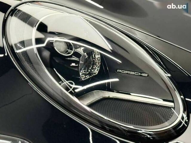 Порше 911, объемом двигателя 3.8 л и пробегом 7 тыс. км за 349500 $, фото 24 на Automoto.ua