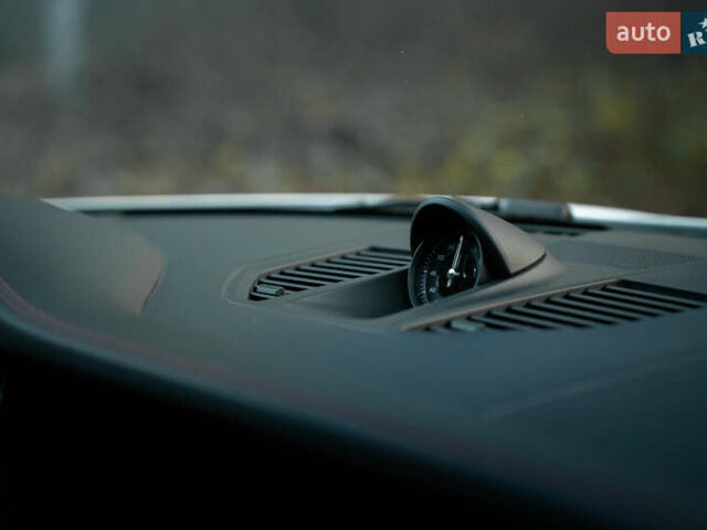 Порше 911, объемом двигателя 2.98 л и пробегом 34 тыс. км за 159999 $, фото 45 на Automoto.ua