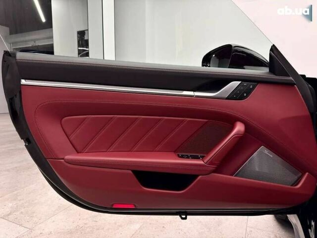 Порше 911, объемом двигателя 3.8 л и пробегом 7 тыс. км за 349500 $, фото 26 на Automoto.ua