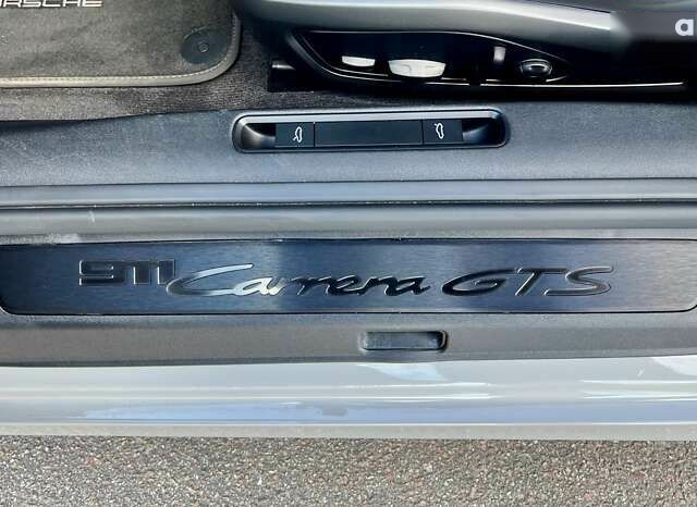 Порше 911, объемом двигателя 3 л и пробегом 6 тыс. км за 189999 $, фото 27 на Automoto.ua