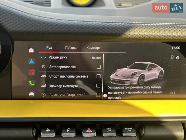 Желтый Порше 911, объемом двигателя 4 л и пробегом 1 тыс. км за 330000 $, фото 19 на Automoto.ua