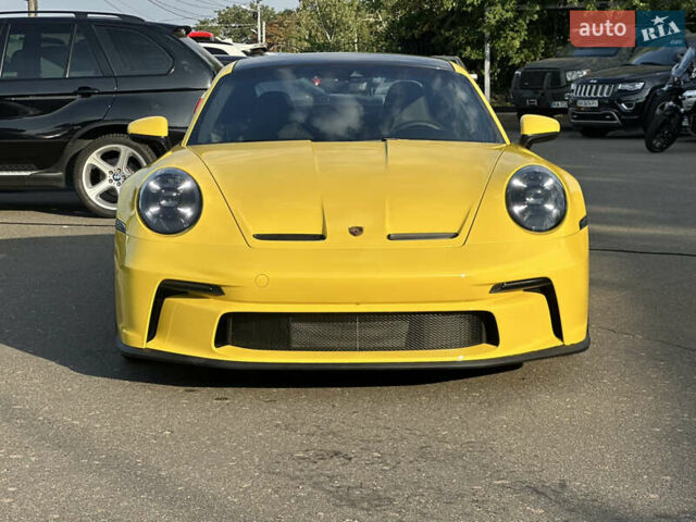 Желтый Порше 911, объемом двигателя 4 л и пробегом 1 тыс. км за 330000 $, фото 1 на Automoto.ua