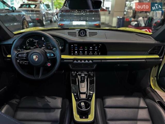 Жовтий Порше 911, об'ємом двигуна 2.98 л та пробігом 3 тис. км за 199900 $, фото 29 на Automoto.ua