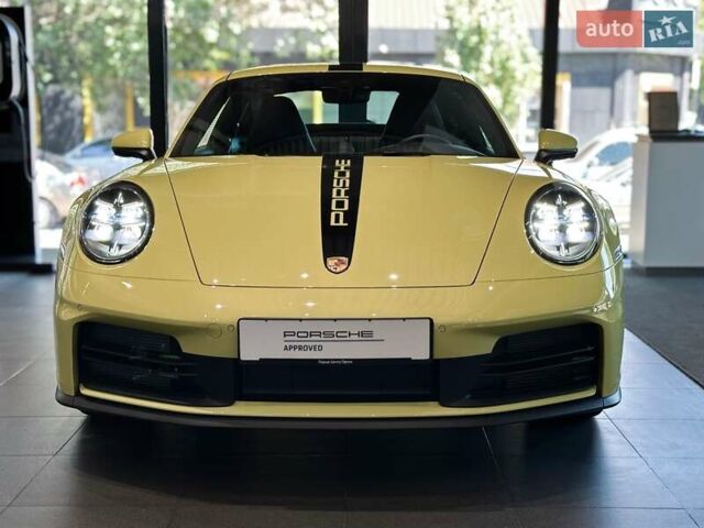 Жовтий Порше 911, об'ємом двигуна 2.98 л та пробігом 3 тис. км за 199900 $, фото 1 на Automoto.ua