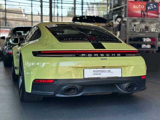 Жовтий Порше 911, об'ємом двигуна 2.98 л та пробігом 3 тис. км за 199900 $, фото 6 на Automoto.ua