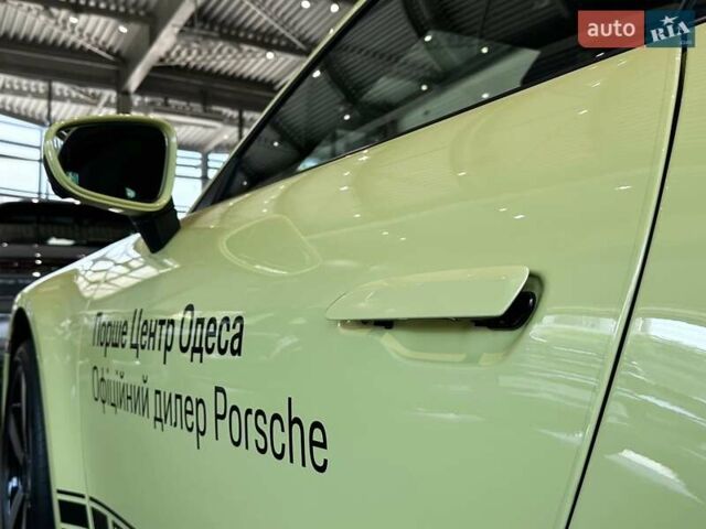 Жовтий Порше 911, об'ємом двигуна 2.98 л та пробігом 3 тис. км за 199900 $, фото 14 на Automoto.ua