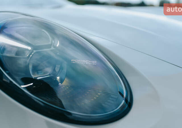 Серый Порше 911, объемом двигателя 3.75 л и пробегом 50 тыс. км за 270000 $, фото 9 на Automoto.ua