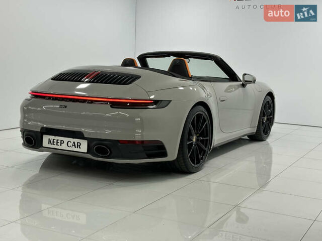 Сірий Порше 911, об'ємом двигуна 3 л та пробігом 10 тис. км за 145000 $, фото 19 на Automoto.ua