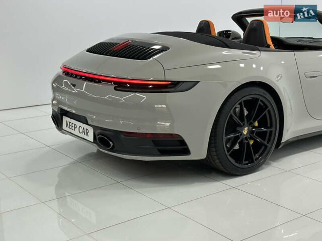 Сірий Порше 911, об'ємом двигуна 3 л та пробігом 10 тис. км за 145000 $, фото 15 на Automoto.ua
