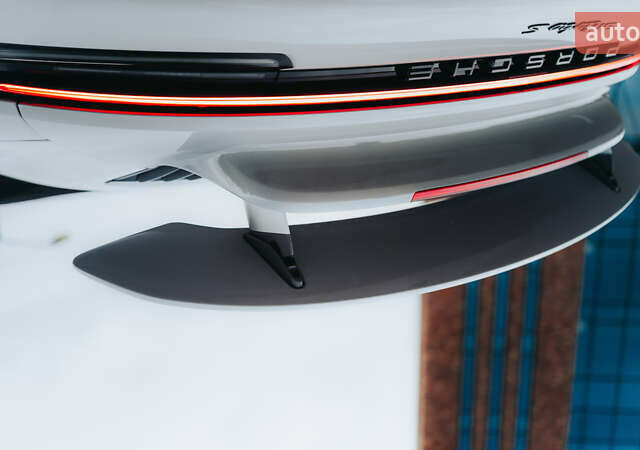 Серый Порше 911, объемом двигателя 3.75 л и пробегом 50 тыс. км за 270000 $, фото 20 на Automoto.ua