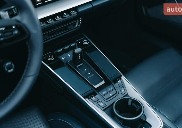 Серый Порше 911, объемом двигателя 3.75 л и пробегом 50 тыс. км за 270000 $, фото 27 на Automoto.ua