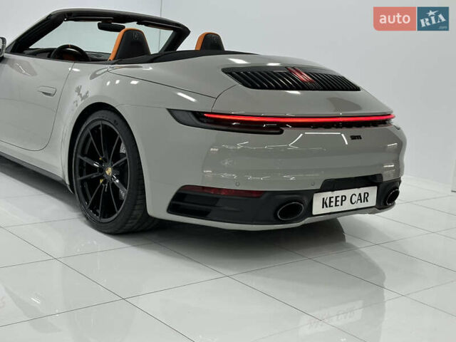 Сірий Порше 911, об'ємом двигуна 3 л та пробігом 10 тис. км за 145000 $, фото 13 на Automoto.ua