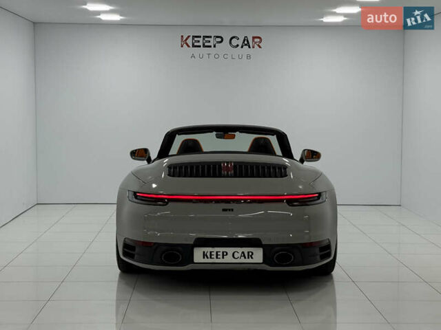 Сірий Порше 911, об'ємом двигуна 3 л та пробігом 10 тис. км за 145000 $, фото 17 на Automoto.ua