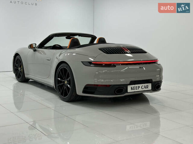 Сірий Порше 911, об'ємом двигуна 3 л та пробігом 10 тис. км за 145000 $, фото 16 на Automoto.ua