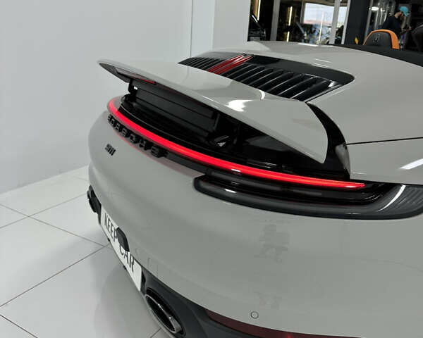 Сірий Порше 911, об'ємом двигуна 3 л та пробігом 10 тис. км за 145000 $, фото 9 на Automoto.ua