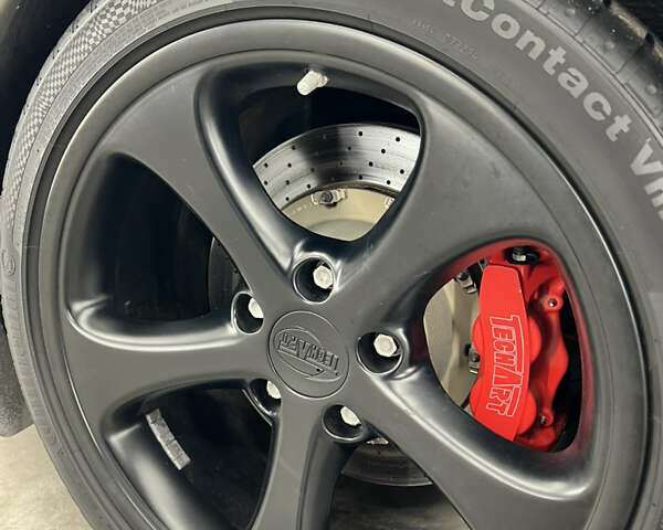 Серый Порше 911, объемом двигателя 3.6 л и пробегом 23 тыс. км за 95000 $, фото 30 на Automoto.ua