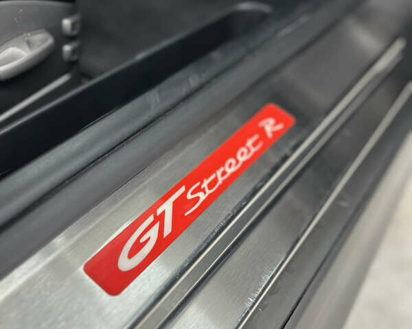 Серый Порше 911, объемом двигателя 3.6 л и пробегом 23 тыс. км за 95000 $, фото 19 на Automoto.ua