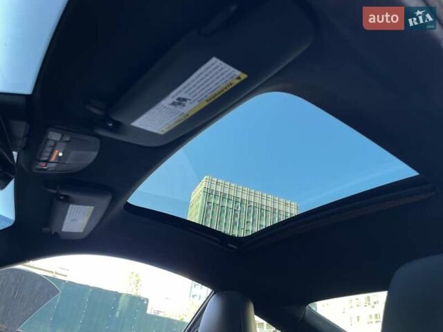 Серый Порше 911, объемом двигателя 2.98 л и пробегом 54 тыс. км за 109900 $, фото 54 на Automoto.ua