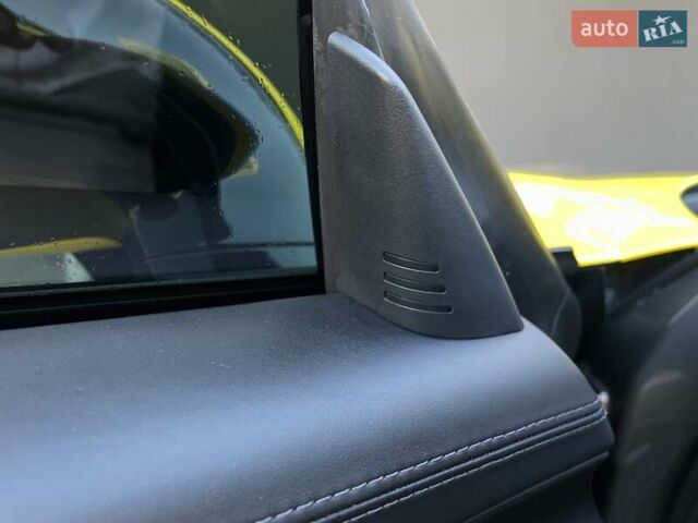 Серый Порше 911, объемом двигателя 2.98 л и пробегом 54 тыс. км за 109900 $, фото 47 на Automoto.ua