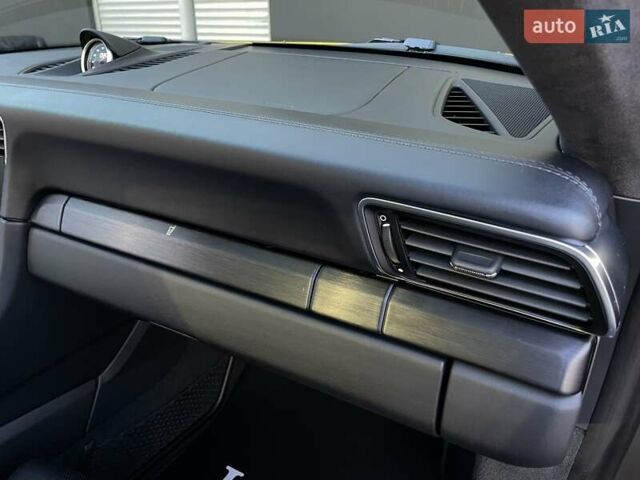 Серый Порше 911, объемом двигателя 2.98 л и пробегом 55 тыс. км за 109900 $, фото 65 на Automoto.ua