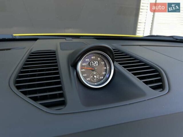 Серый Порше 911, объемом двигателя 2.98 л и пробегом 54 тыс. км за 109900 $, фото 56 на Automoto.ua