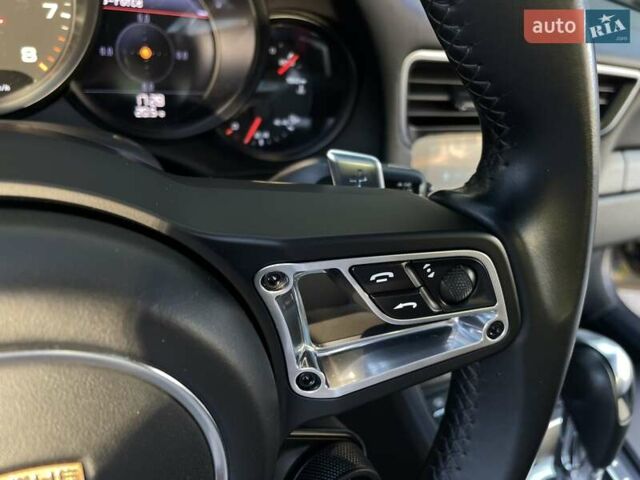 Серый Порше 911, объемом двигателя 2.98 л и пробегом 55 тыс. км за 109900 $, фото 72 на Automoto.ua