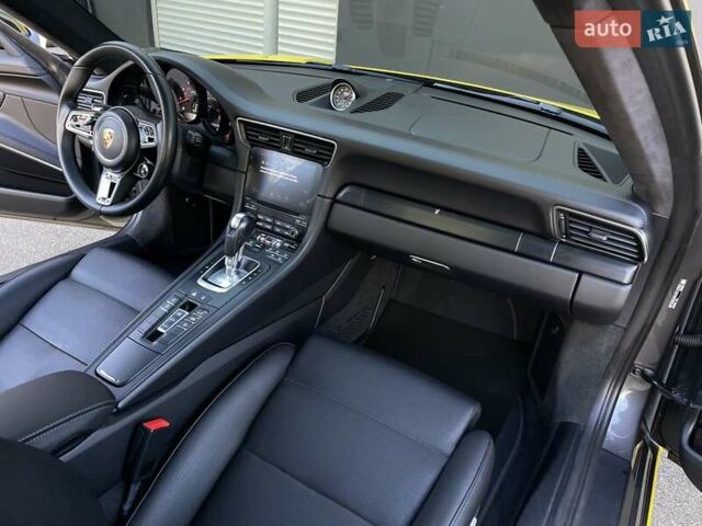Серый Порше 911, объемом двигателя 2.98 л и пробегом 55 тыс. км за 109900 $, фото 62 на Automoto.ua