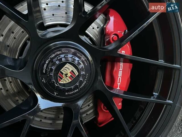 Серый Порше 911, объемом двигателя 2.98 л и пробегом 55 тыс. км за 109900 $, фото 44 на Automoto.ua