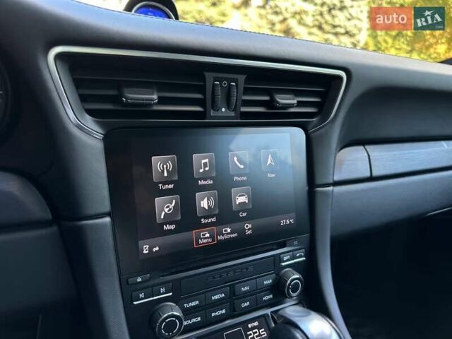 Сірий Порше 911, об'ємом двигуна 2.98 л та пробігом 49 тис. км за 97000 $, фото 16 на Automoto.ua