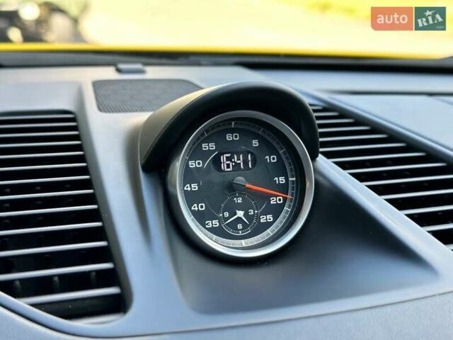 Сірий Порше 911, об'ємом двигуна 2.98 л та пробігом 49 тис. км за 97000 $, фото 20 на Automoto.ua