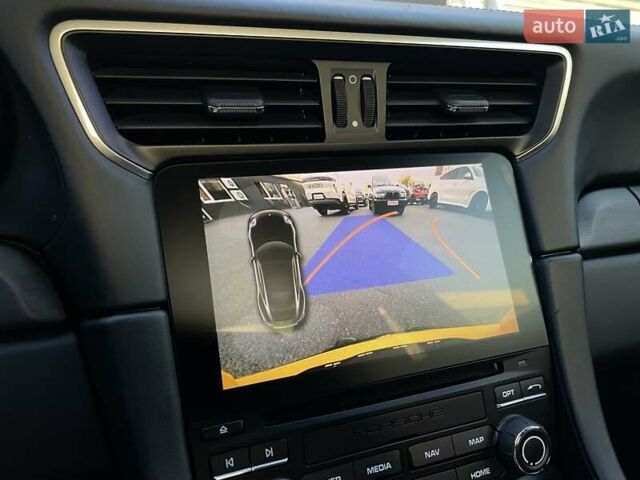 Серый Порше 911, объемом двигателя 2.98 л и пробегом 55 тыс. км за 109900 $, фото 78 на Automoto.ua