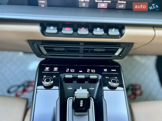 Серый Порше 911, объемом двигателя 2.98 л и пробегом 29 тыс. км за 115000 $, фото 54 на Automoto.ua