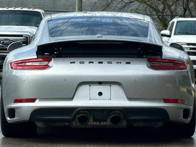 Серый Порше 911, объемом двигателя 3 л и пробегом 42 тыс. км за 55000 $, фото 6 на Automoto.ua
