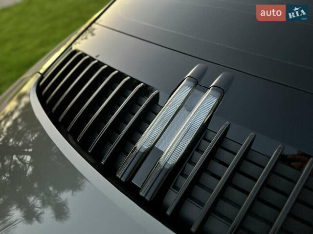 Серый Порше 911, объемом двигателя 2.98 л и пробегом 29 тыс. км за 115000 $, фото 34 на Automoto.ua